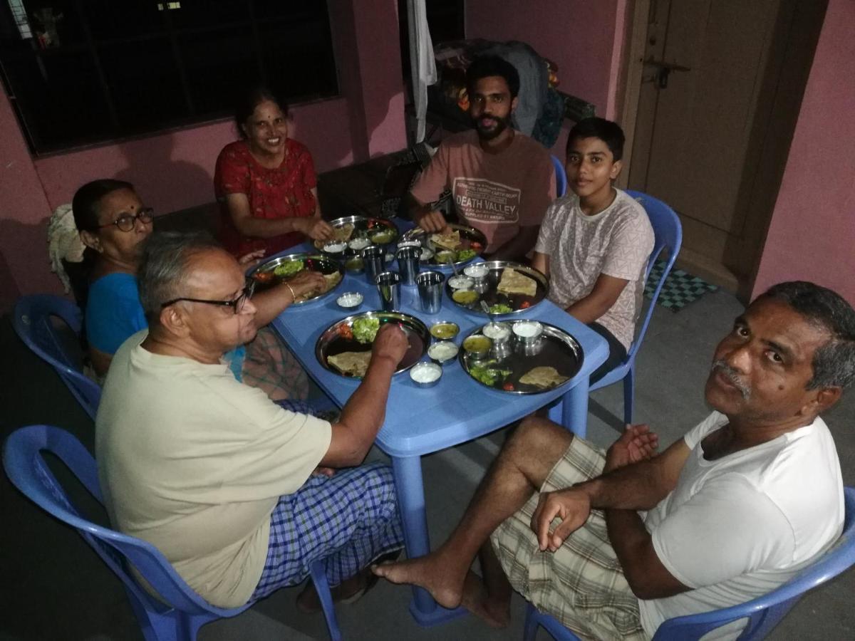 Abhi Homestay Hampi Buitenkant foto