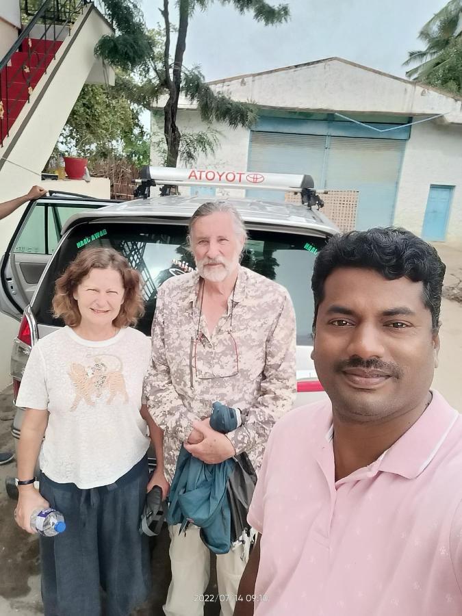 Abhi Homestay Hampi Buitenkant foto